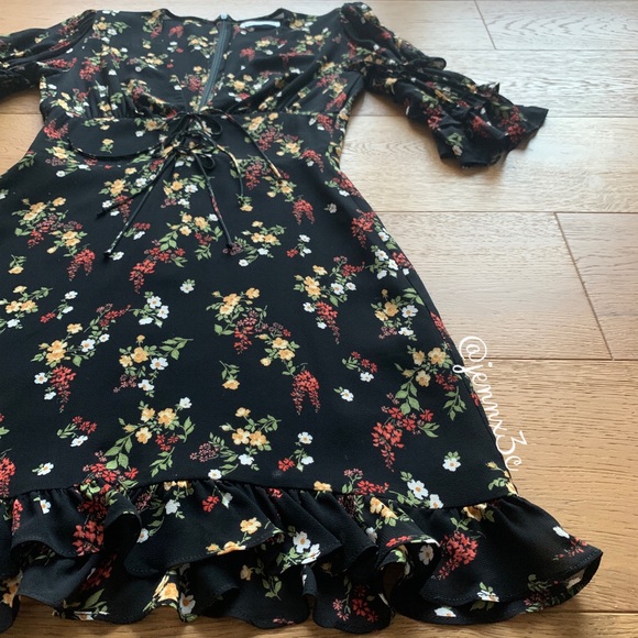 ❌[SOLD]❌Reformation Laurelei Dress || Vionnett - Picture 9 of 16